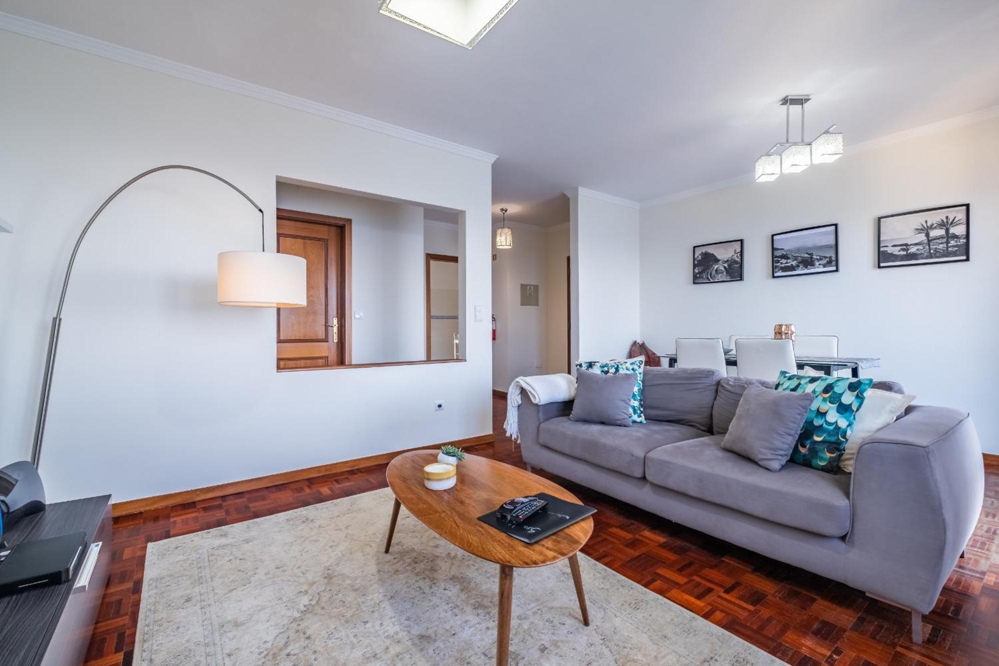Apartamento Sea View - By Wehost Câmara de Lobos Exterior foto